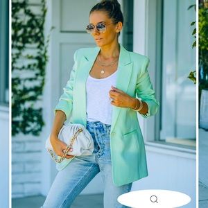 VICI STANDARDS POCKETED BLAZER - PISTACHIO- SIZE L